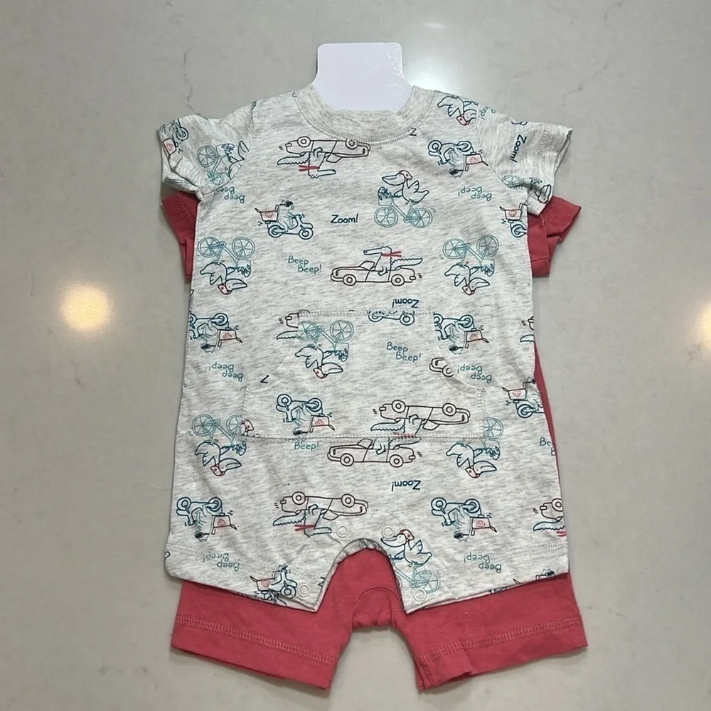 Carter's baby boy two piece set, brand new, 6 months.